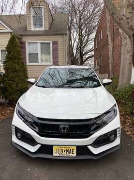 Honda Civic 2017 - cars & trucks - by owner - vehicle automotive sale for sale in New Brunswick, NJ