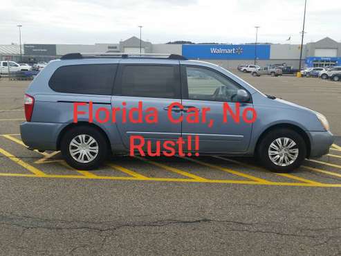 2008 kia Sedona ,FL car NO RUST NOW AVAILABLE - cars & trucks - by... for sale in Zanesville, OH