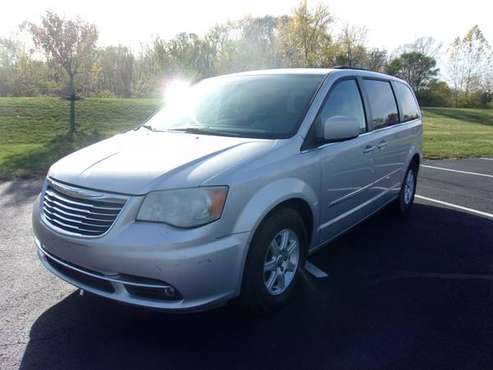 2011 CHRYSLER TOWN&COUNTRY - cars & trucks - by dealer - vehicle... for sale in Anderson, IN