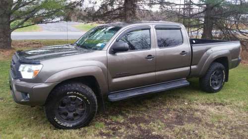 2014 Toyota Tacoma SR5 Crew 4X4 - cars & trucks - by owner - vehicle... for sale in Plattsburgh, New York, VT