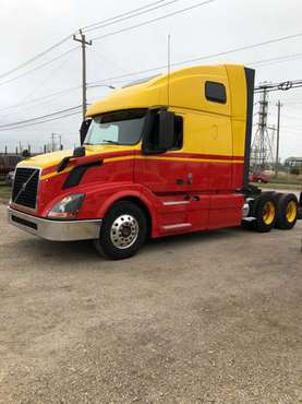 2016 Volvo VNL 670 sleepers (12 units) for sale in Minneapolis, MN