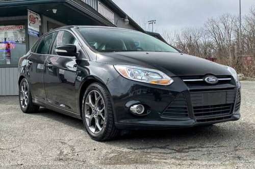 ONLY 49K MILES! GREAT OPTIONS! 2014 Ford Focus SE Sedan! - cars for sale in Pittsfield, MA