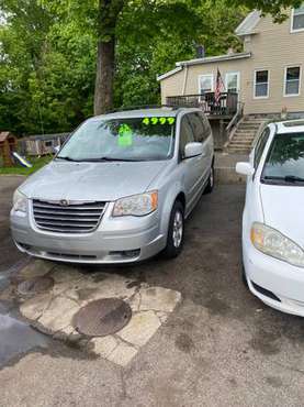 2008 CHRYSLER TOWN AND COUNTRY - - by dealer - vehicle for sale in HOLBROOK, MA