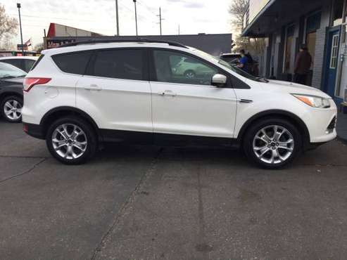 2013 Ford Escape SEL - cars & trucks - by dealer - vehicle... for sale in Garden City, MI