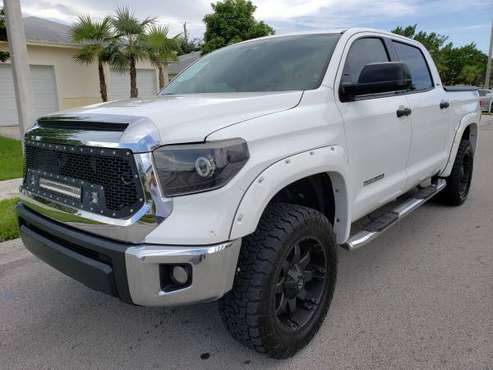 TOYOTA TUNDRA CREW MAX 2015 68K MILES JUST $3000 DOWN ( $21998 WE FINA for sale in Hollywood, FL