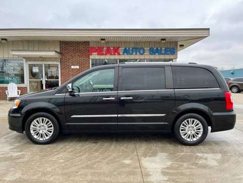 2016 Chrysler Town Country Limited - - by for sale in Medina, OH