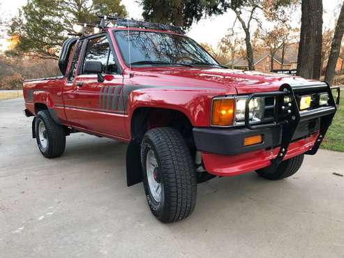 87 TOYOTA PICKUP - cars & trucks - by owner - vehicle automotive sale for sale in Edmond, OK