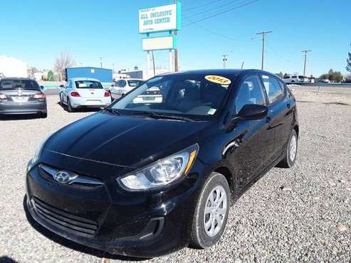 2013 Hyundai Accent - cars & trucks - by dealer - vehicle automotive... for sale in Farmington, NM