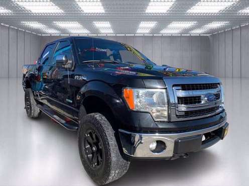 2013 Ford F-150 F150 F 150 XLT Pickup 4D 5 1/2 ft WE WORK WITH ALL for sale in Modesto, CA