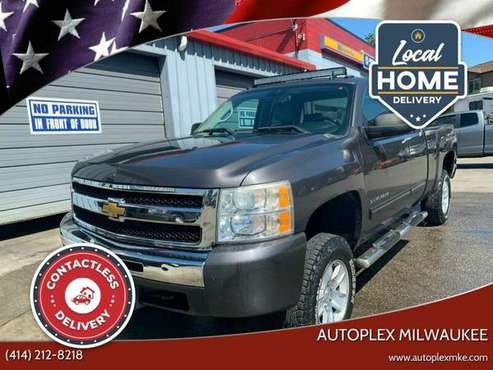 2010 Chevrolet Silverado 1500 LT 4x4 4dr Extended Cab 6.5 ft. SB -... for sale in milwaukee, WI