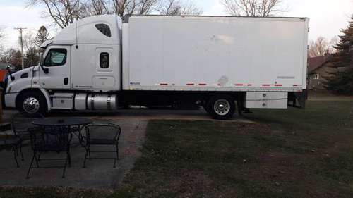 2013 Freightliner Cascadia Expediter - cars & trucks - by owner -... for sale in Mount Morris, IL
