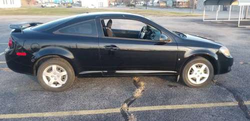 $3000 - 2008 CHEVY COBALT LT 2DR - MANUAL TRANSMISSION - cars &... for sale in Terre Haute, IN