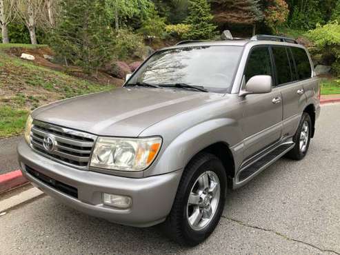 2006 Toyota Land Cruiser 4WD - Navigation, Third Row, Clean title for sale in Kirkland, WA