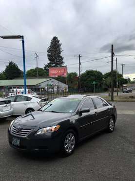 2007 Toyota Camry Hybrid. Fully Loaded. Navi. Leather. Moonroof. for sale in Portland, OR
