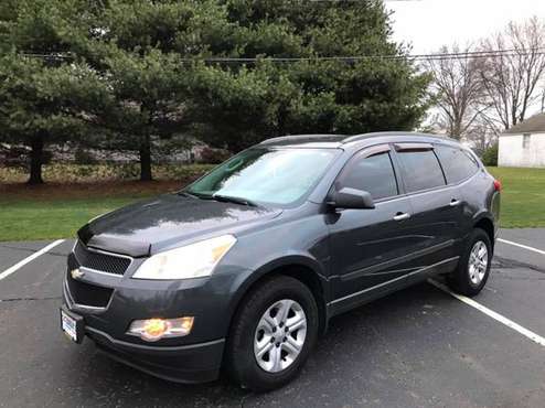 2011 Chevrolet Traverse LS *Warranty Included* - cars & trucks - by... for sale in Brewster, OH