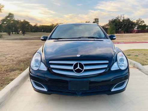Mercedes Benz R350 - cars & trucks - by dealer - vehicle automotive... for sale in Kennedale, TX