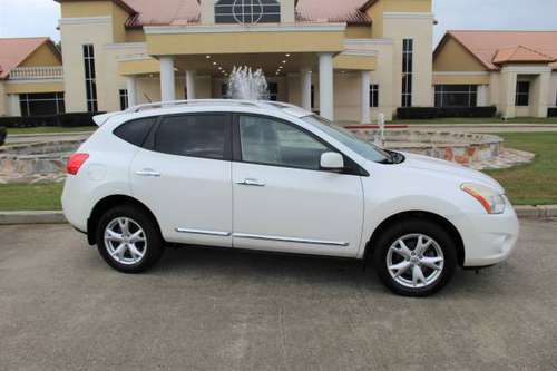 2011 Nissan Rogue SV - cars & trucks - by dealer - vehicle... for sale in Baton Rouge , LA