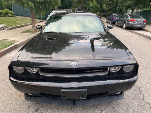 2010 Dodge Challenger SE Coupe Loaded Mint Condition for sale in Forest Hills, NY