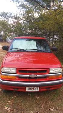 2001 Chevy S10 Blazer - cars & trucks - by owner - vehicle... for sale in Meta, MO