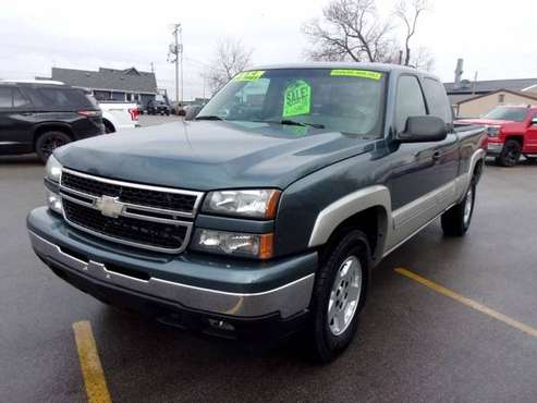 2006 Chevrolet Silverado 1500 LT1 4dr Extended Cab 4WD 6 5 ft SB for sale in Waukesha, WI
