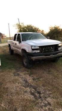 2002 Chevy 2500 for sale in Belton, TX