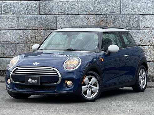 2015 MINI Cooper 2-door - automatic, panoroof, 1 owner, we finance -... for sale in Middleton, MA