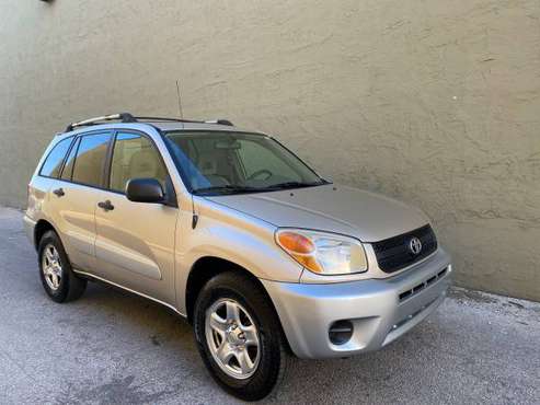 2005 Toyota Rav4 LIKE NEW IN AND OUT for sale in Hialeah, FL