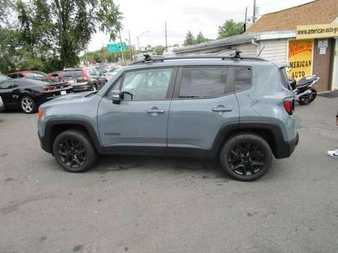 2017 Jeep Renegade Altitude 4x4 - cars & trucks - by dealer -... for sale in Maple Shade, NJ