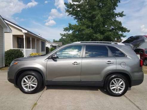 CHEAP 3RD ROW SUV, 20YR WARRANTY, GOOD ON GAS - cars & trucks - by... for sale in Fayetteville, NC