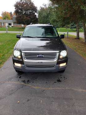 2006 Ford Explorer - cars & trucks - by owner - vehicle automotive... for sale in Howell, MI