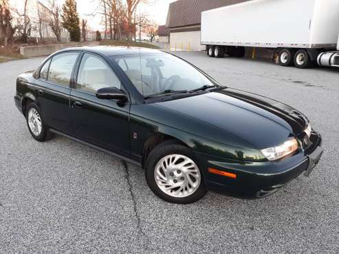 Saturn sl2,1998,82k,4cyl,1owner,clean,auto,new stickers,runs great -... for sale in Folcroft, PA
