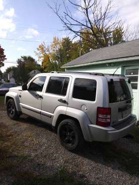 Jeep LIBERTY SPORT ARCTIC 4W 2012 for sale in Fort Wayne, IN