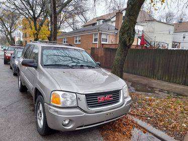 GMC ENVOY 2002 - cars & trucks - by owner - vehicle automotive sale for sale in Chicago, IL
