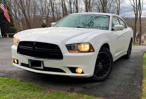 2014 DODGE CHARGER SXT PLUS AWD - cars & trucks - by owner - vehicle... for sale in Bridgewater, CT