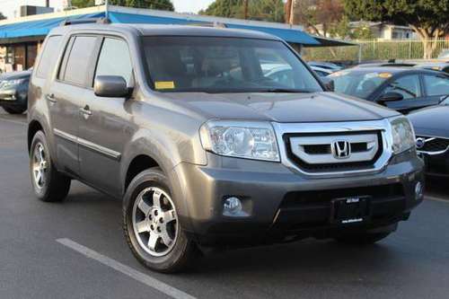 2011 Honda Pilot Touring 4dr SUV Financing Options Available!!! -... for sale in Los Angeles, CA
