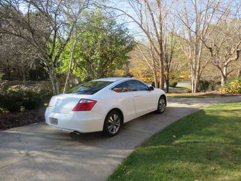 Honda Accord Coupe - cars & trucks - by owner - vehicle automotive... for sale in Duluth, GA