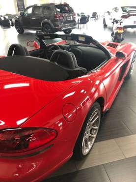 2003 Dodge Viper - cars & trucks - by owner - vehicle automotive sale for sale in Champaign, IL