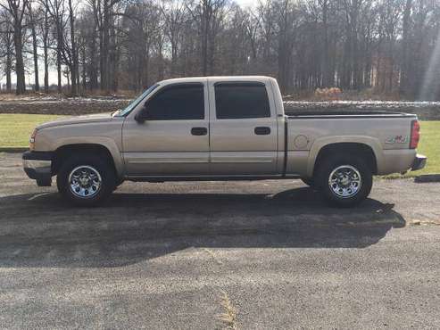 2005 Chevrolet Silverado LS 4X4 Quad Cab Southern Truck $9650 - cars... for sale in Chesterfield Indiana, IN