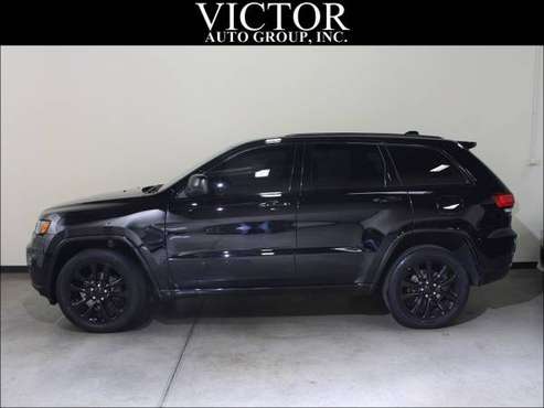 2018 Jeep Grand Cherokee Altitude 4WD - - by dealer for sale in Batavia, IL