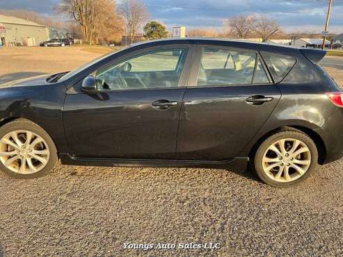 2010 Mazda MAZDA3 s Sport 5-Door 5-Speed Automatic - cars & trucks -... for sale in Fort Atkinson, WI