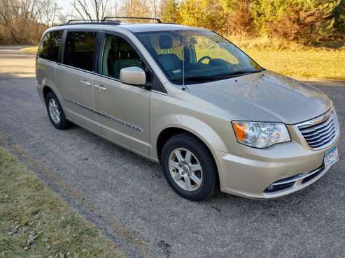 2012 Chrysler Town & Country Warranty Dvd Leather Loaded New Tires -... for sale in Stillwater, MN