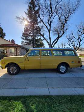 1972 chevy suburban c10 2wd very very nice - - by for sale in Stockton, CA