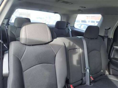 2007 Saturn Outlook SUV XE AWD 4dr SUV - Grey for sale in Lansing, MI