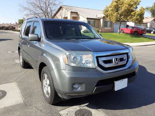 2009 Honda pilot 4wd - cars & trucks - by owner - vehicle automotive... for sale in Bakersfield, CA
