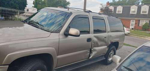 2002 chevy suburban 8.1L 2wd - cars & trucks - by owner - vehicle... for sale in Dundalk, MD