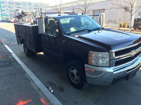 2007 Chevy 3500 Utility Body And Crane - cars & trucks - by dealer -... for sale in Somerville, CT