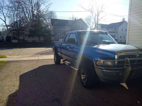 1999 Dodge Ram 4WD - cars & trucks - by owner - vehicle automotive... for sale in Appleton, WI