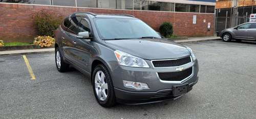 2010 CHEVROLET TRAVERSE LT. PERFECT CONDITION. CLEAN IN & OUT. 7... for sale in Brooklyn, NY
