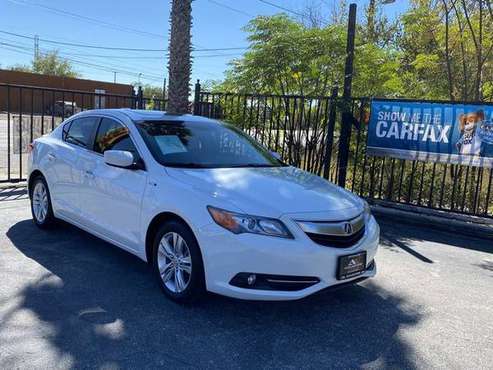 2013 Acura ILX - Financing Available! - cars & trucks - by dealer -... for sale in San Antonio, TX