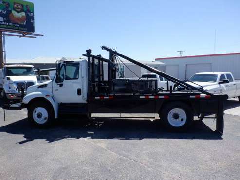 2006 international 4300 roustabout very clean - cars & trucks - by... for sale in Odessa, TX